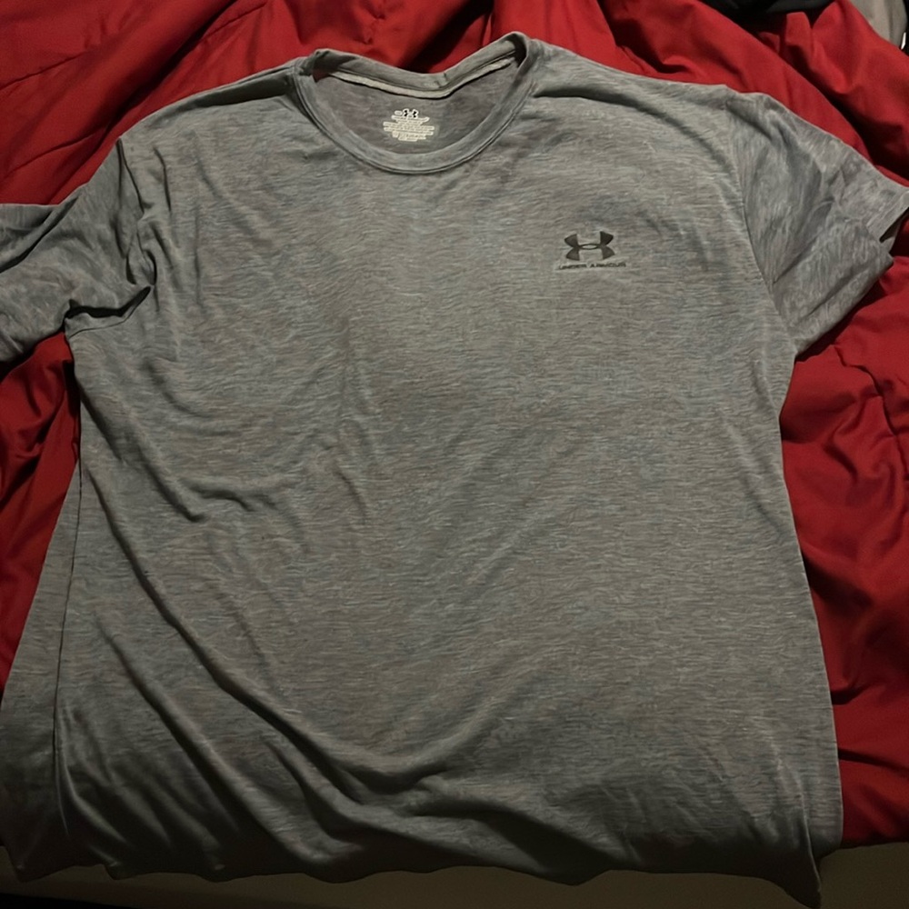 Under Armour T-Shirt